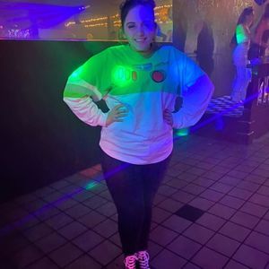 Meet your Posher, Abbey